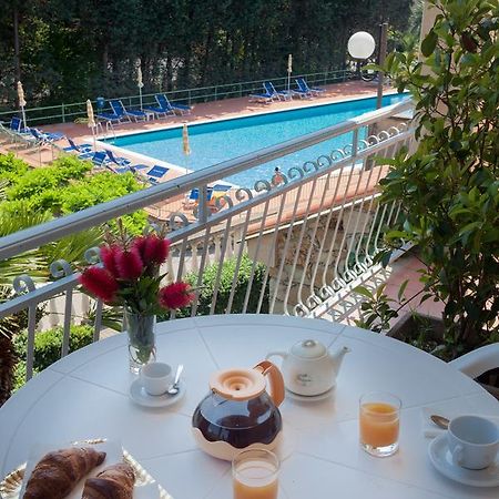 Residence Pian Dei Boschi Pietra Ligure Exterior foto