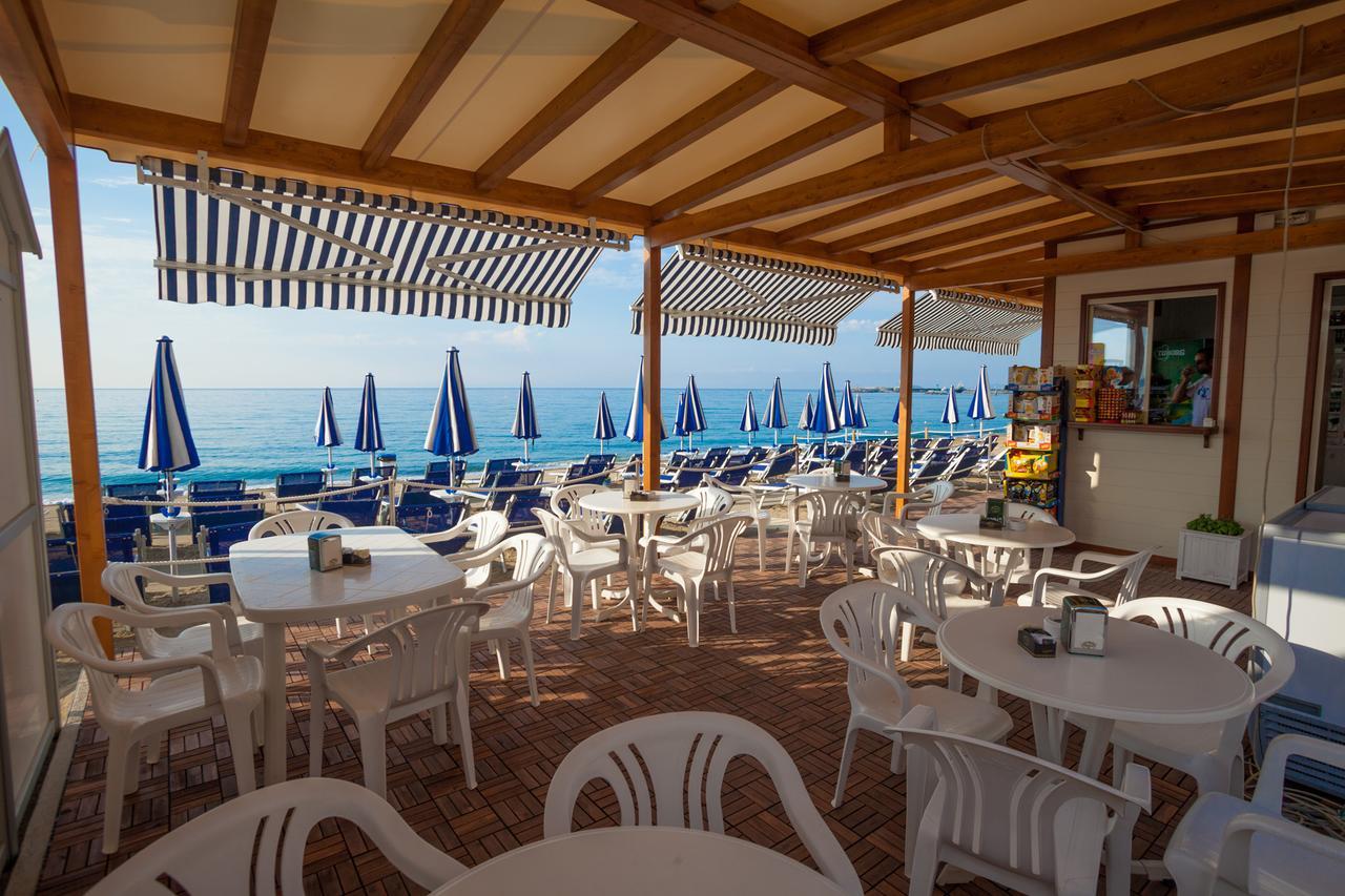 Residence Pian Dei Boschi Pietra Ligure Exterior foto